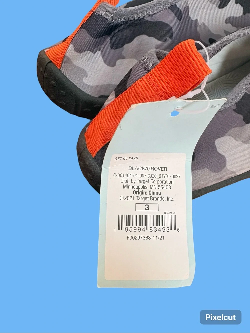 Cat & Jack Gray Camo Kids Water Shoes with Orange Pull Tabs